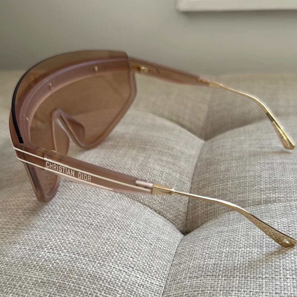 DiorClub M2U Sunglasses Pink - Picture 5 of 9